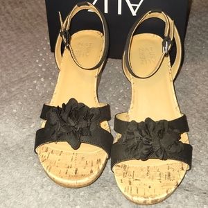 Naturalizer women shoes